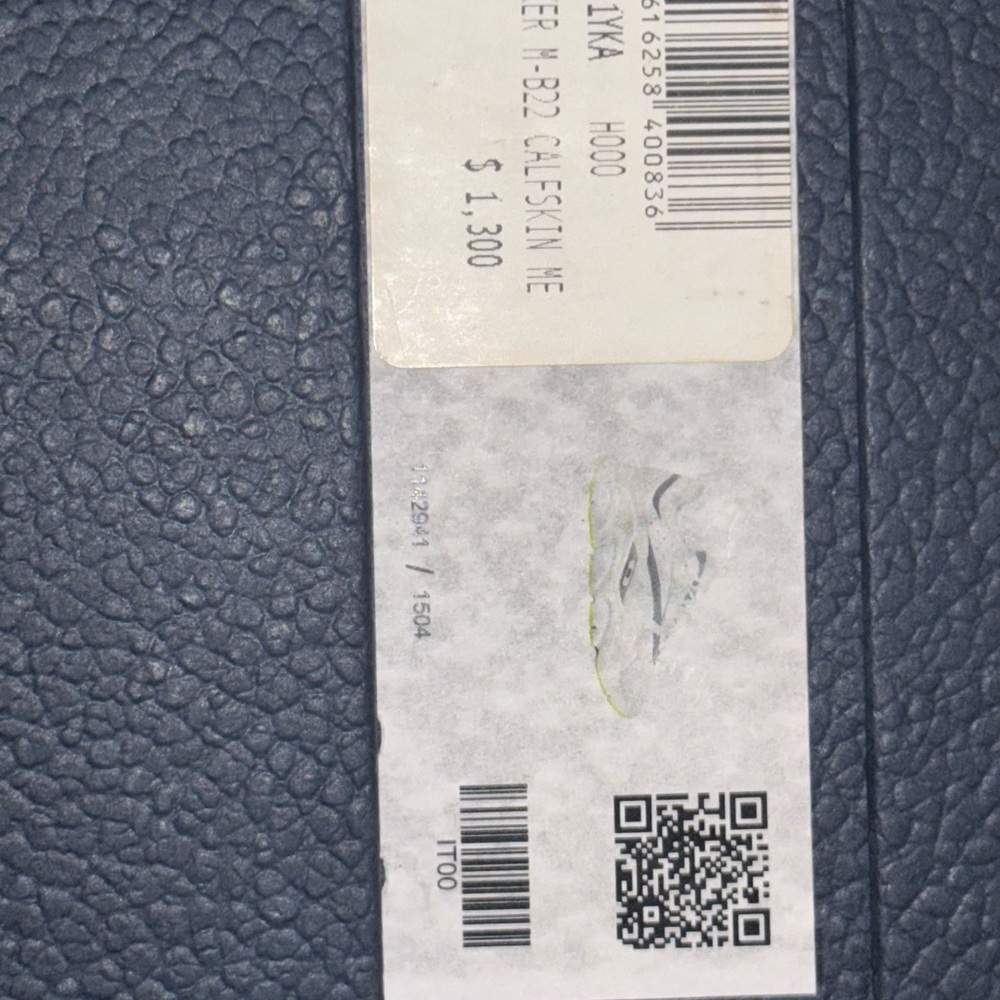 Dior B22 
Authenticity Guarantee✅ - Picture 3 of 7